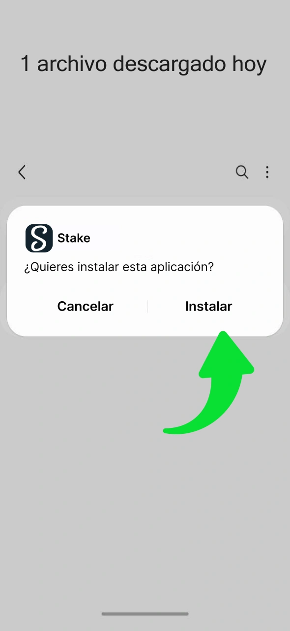 Busca el archivo APK de Stake en tu dispositivo y completa la instalación.